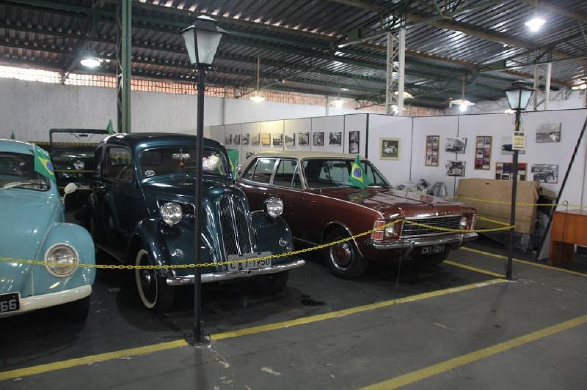 Museu do Automóvel celebra 10 anos neste domingo