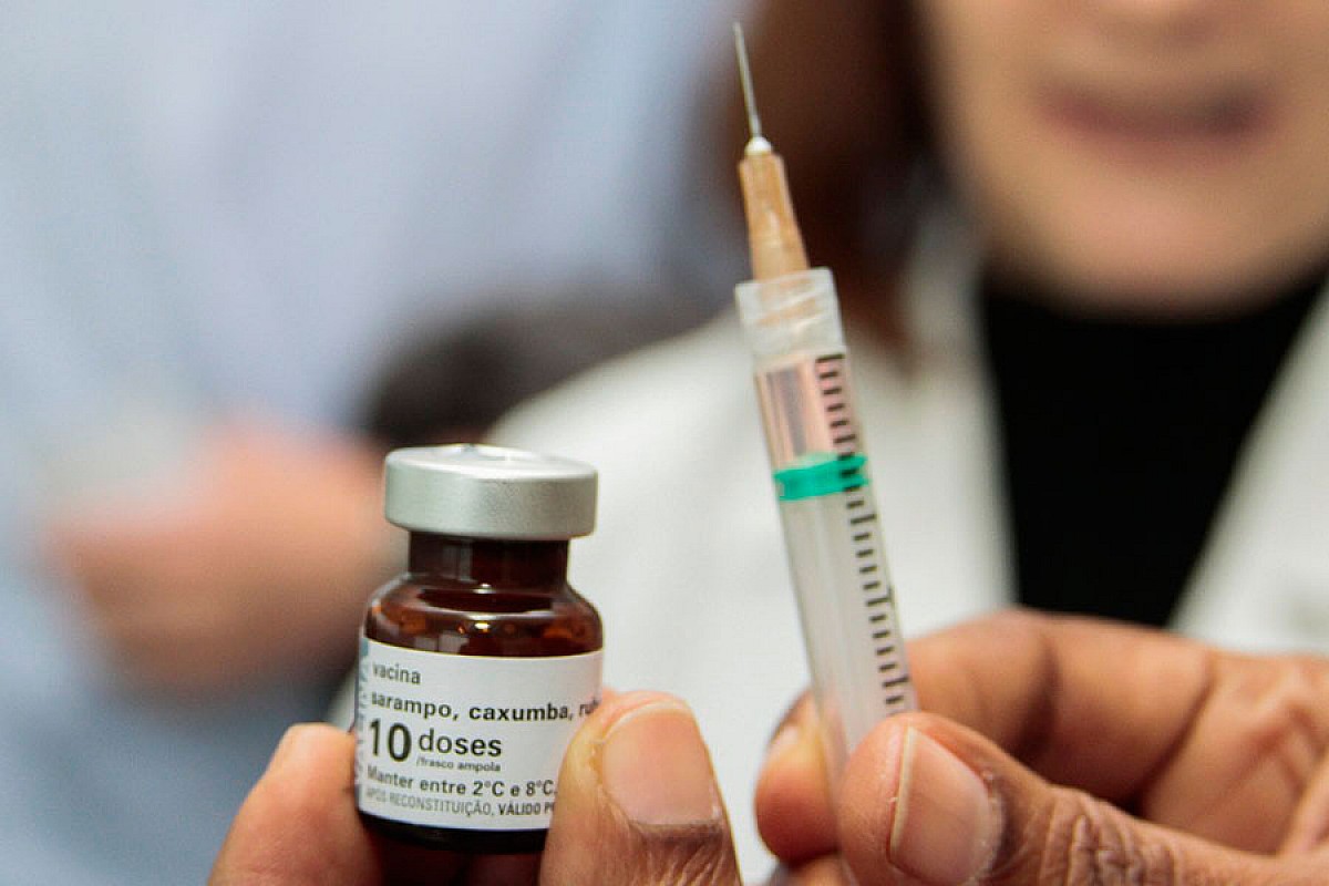 Vacinação contra sarampo e febre amarela continua até 13 de março