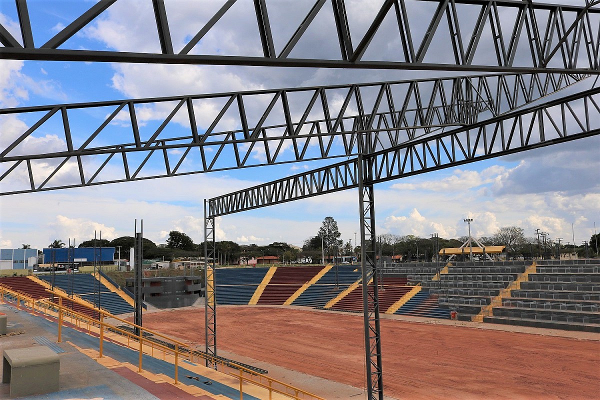 Obras para a cobertura da Arena de Eventos entram em nova fase