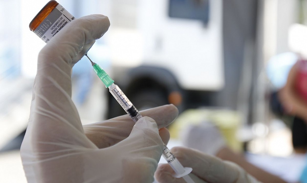 Mais de 5 mil pessoas receberam vacina contra a Covid-19, detalha a Saúde