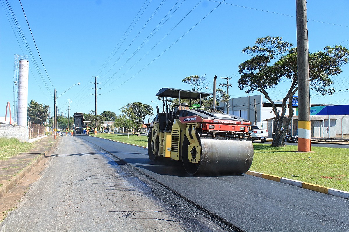 Prefeitura de Avaré promove recapeamento na Avenida Celso Ferreira