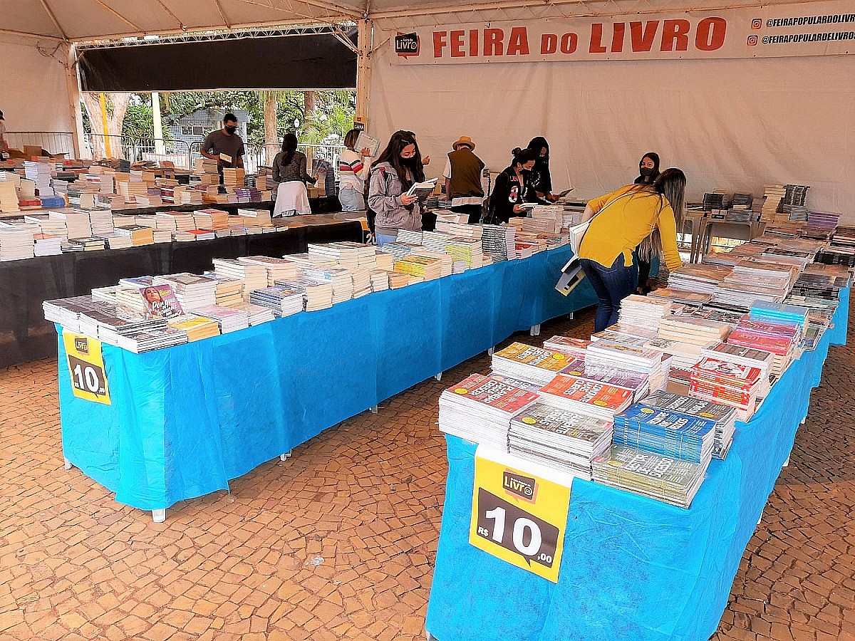 Largo São João recebe Feira do Livro entre 12 e 22 de maio