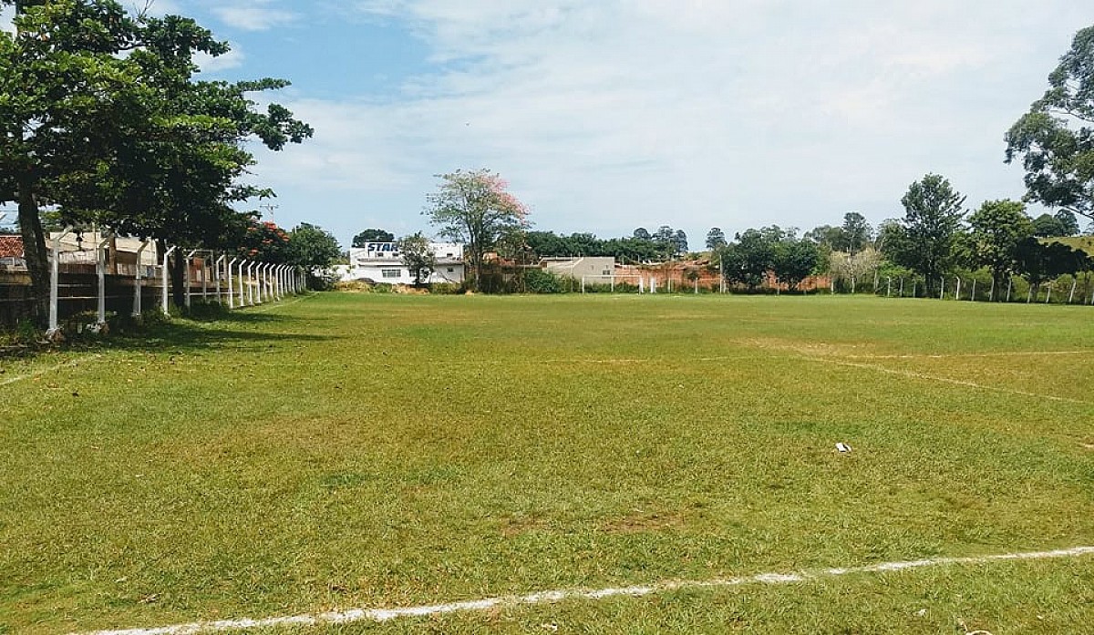 SEME faz reformas no campo do Fluminense