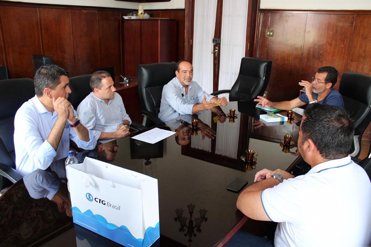 Reunião com representantes da CTG Brasil discutiu o baixo nível da represa de Jurumirim