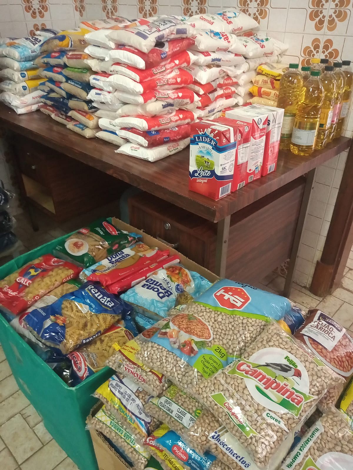 Fundo Social recebe doação de mais de 300 quilos de alimentos