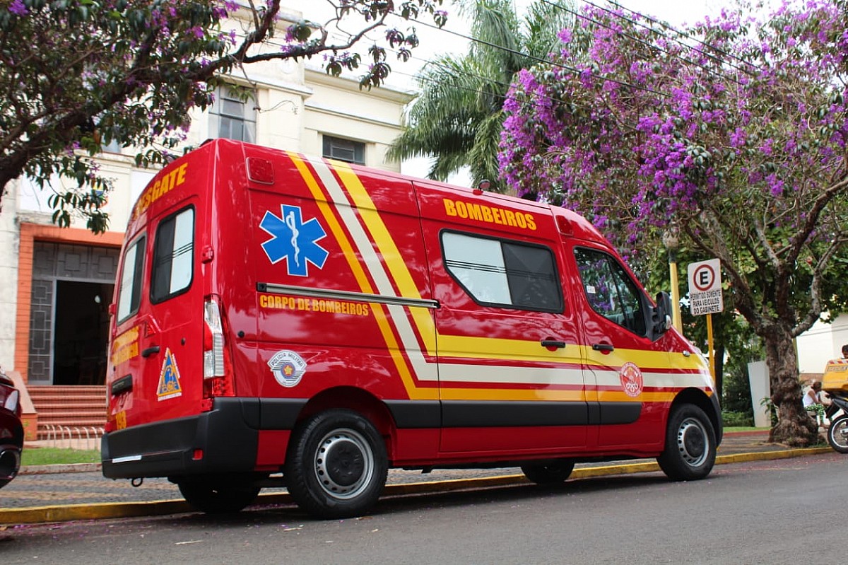 Corpo de Bombeiros recebe nova viatura