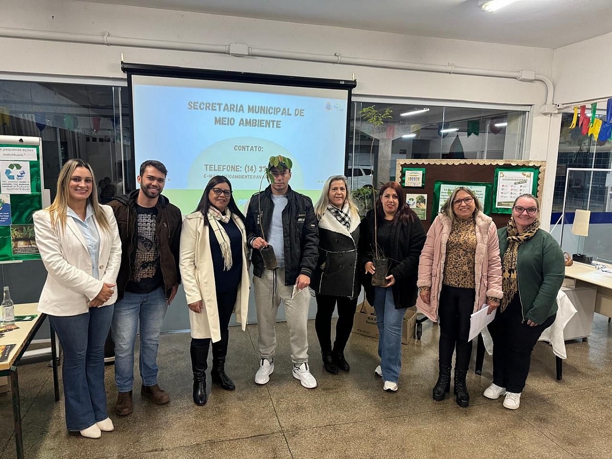 Palestra no CEEJA aborda sustentabilidade e educação ambiental