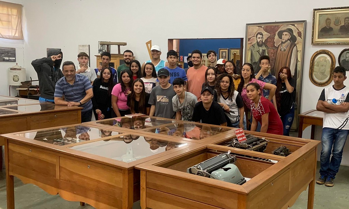 Estudantes de Arandu visitam o Museu Municipal e o Memorial Djanira