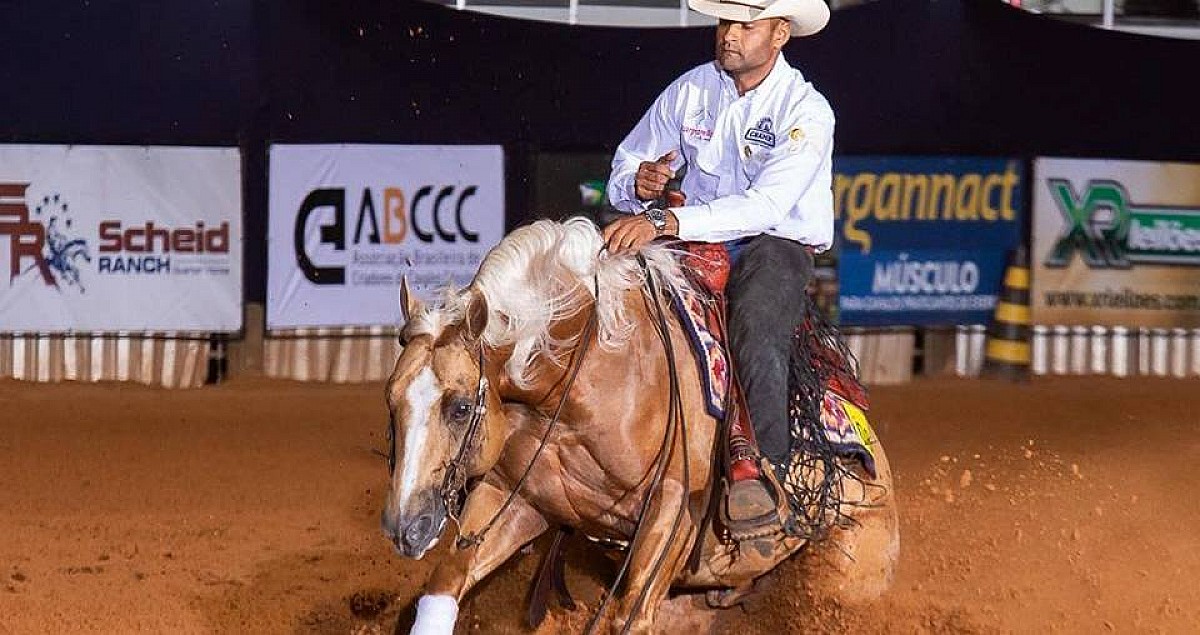 Competição da Associação Nacional do Cavalo de Rédeas tem início nesta quarta