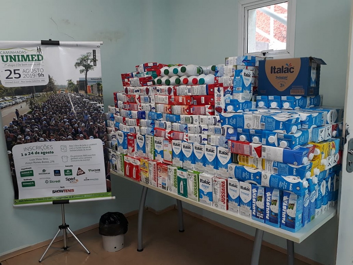 Fundo Social recebe doação de quase 800 litros de leite