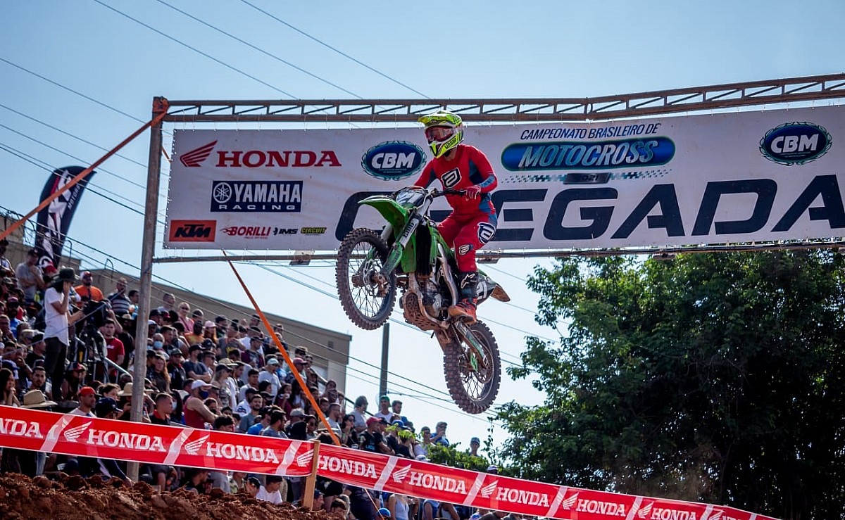 Atleta de Avaré fica entre as dez em Campeonato Brasileiro de Motocross
