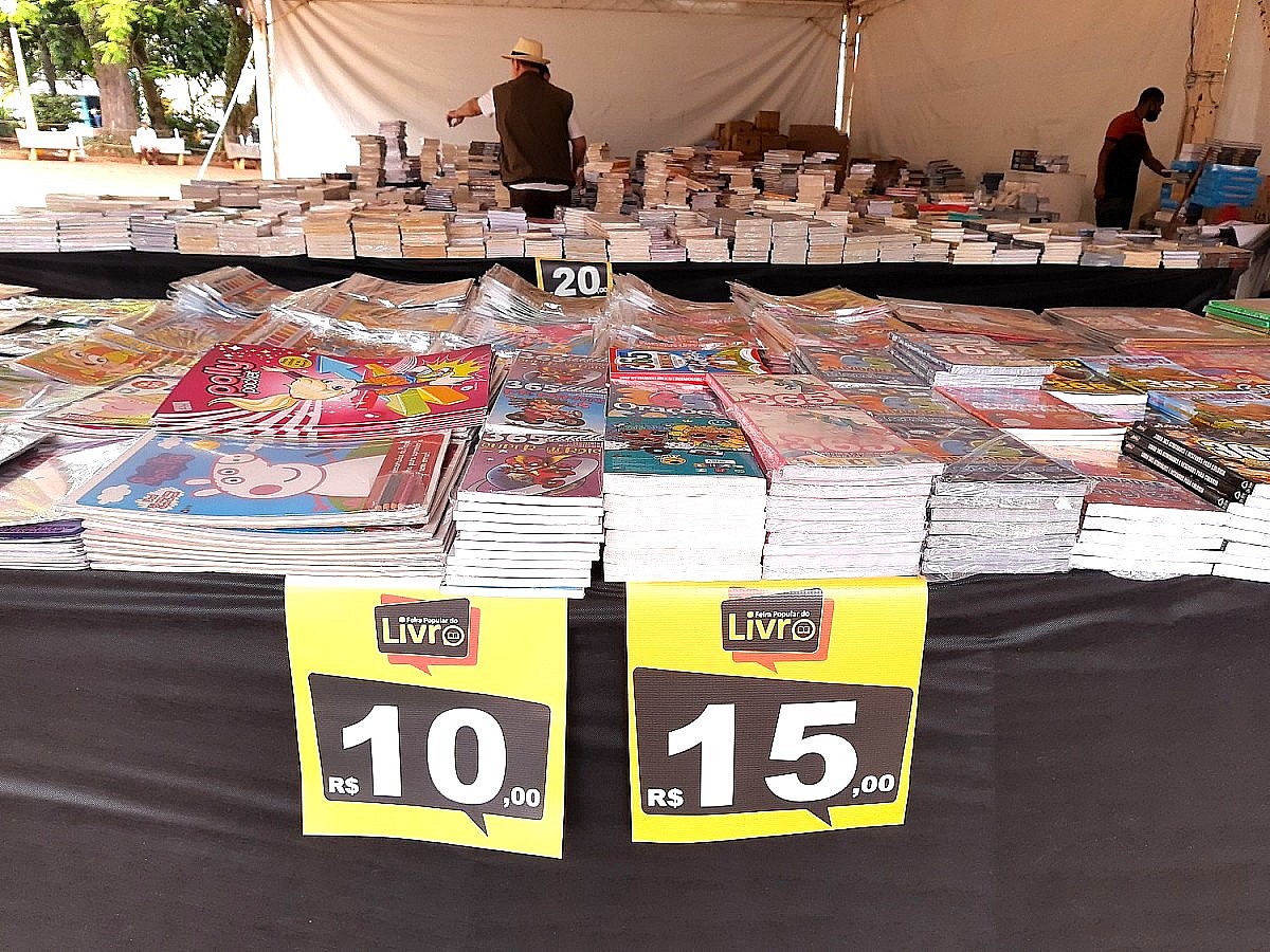 Feira do Livro acontece até 30 de março no Largo São João