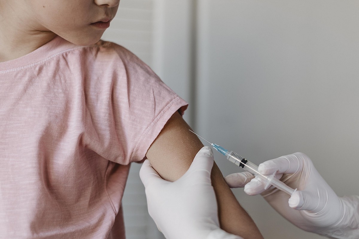 Campanha nacional atualiza vacinação de menores de 15 anos