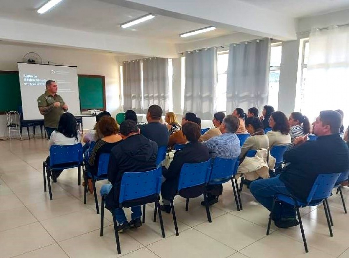 Diretores de creches e escolas municipais recebem formação em primeiros socorros