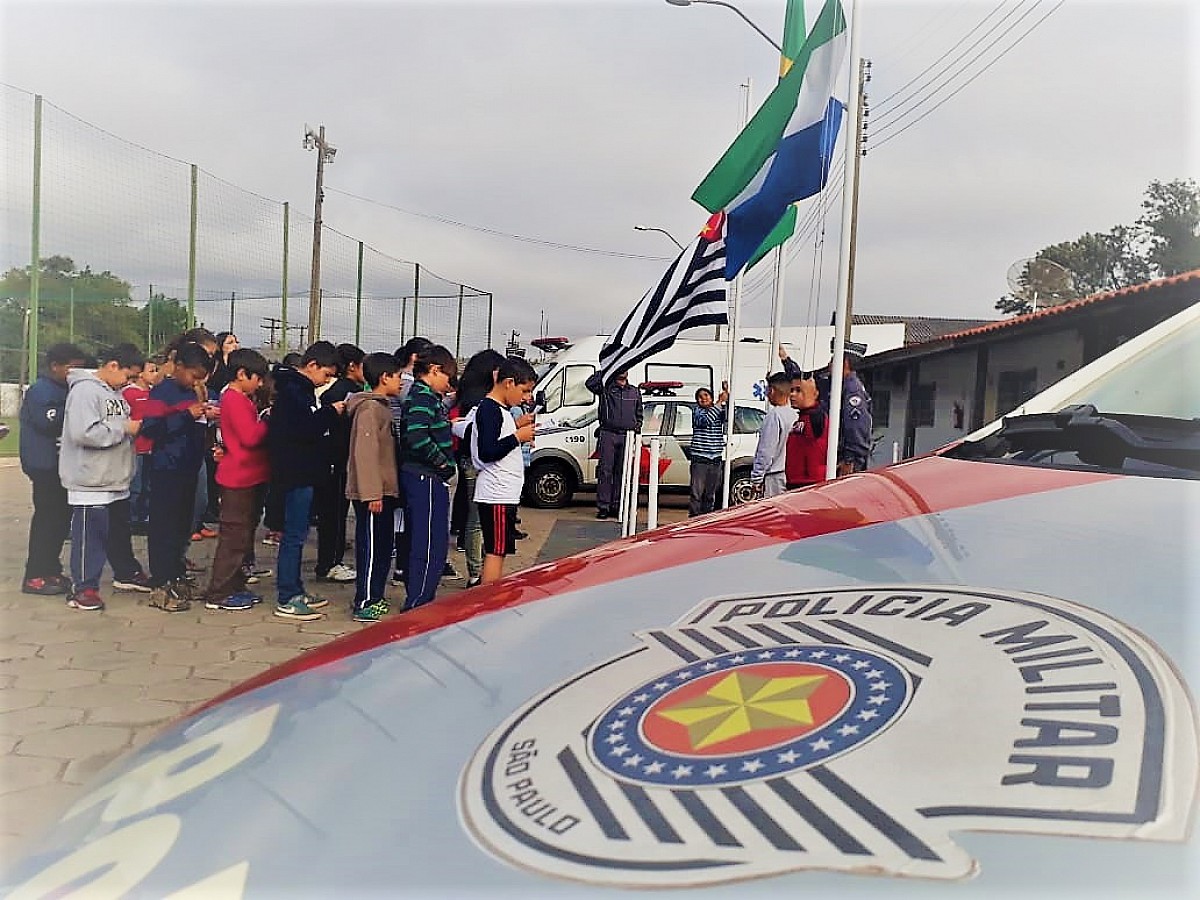 Alunos participaram da “Escolinha da Polícia Militar”