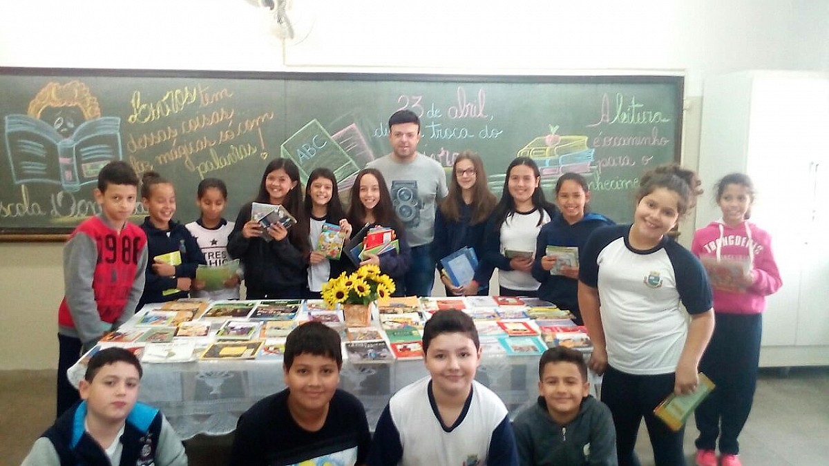 23 de abril: Dia da Troca de Livros nas escolas