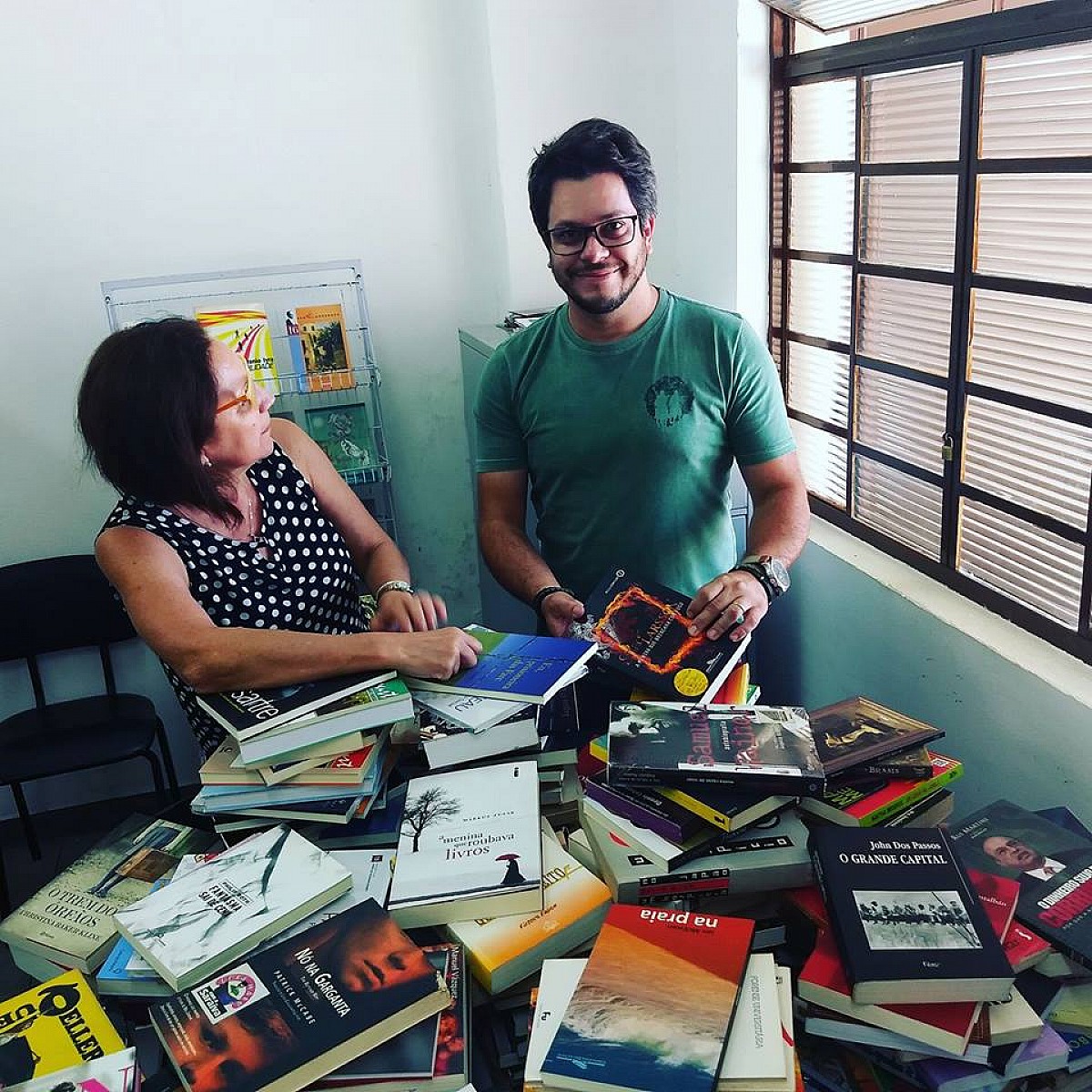 Biblioteca arrecadou cerca de mil livros para o acervo municipal