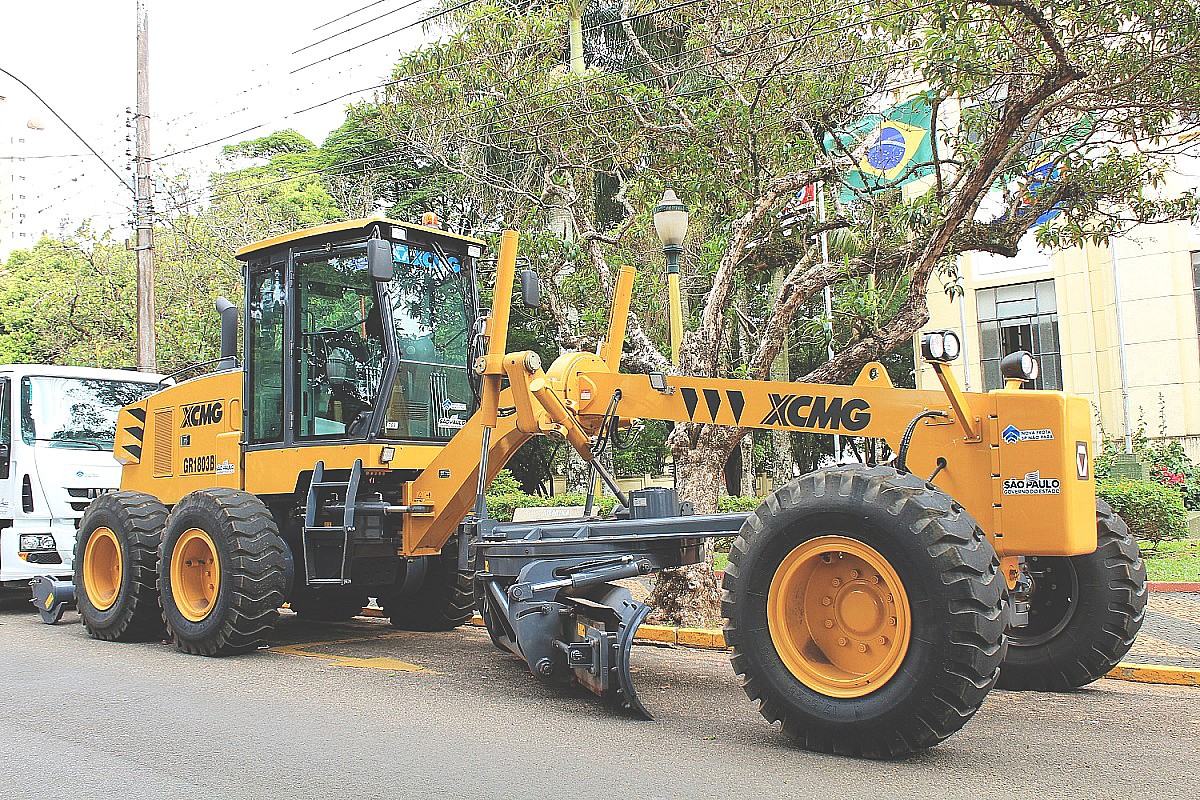 Frota Municipal: ano é marcado pela conquista de equipamentos pesados