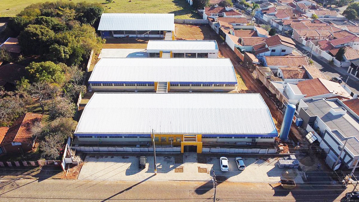 Construção de nova escola no Bairro Alto chega à última etapa