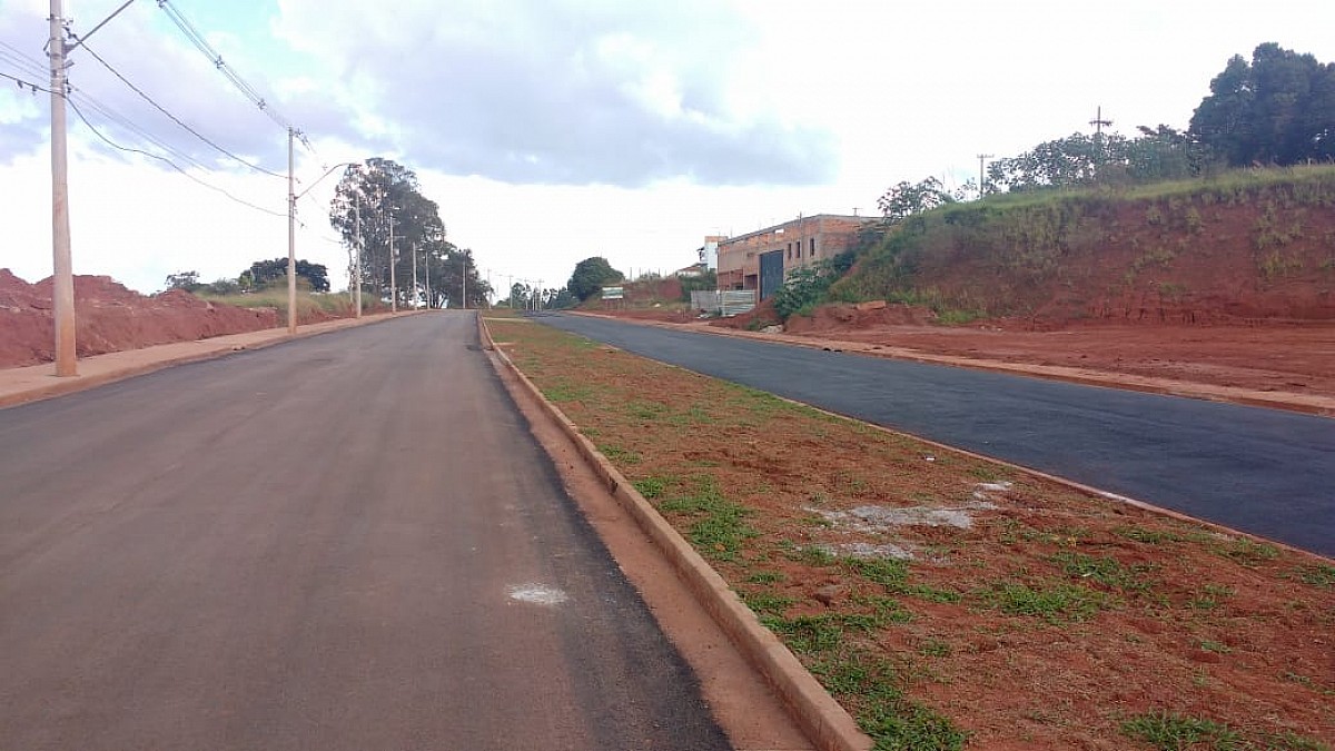 Pavimentação da Avenida Santa Bárbara é concluída