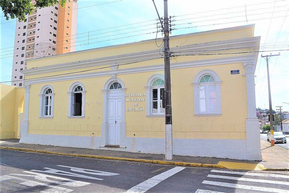 Secretaria oferece curso gratuito de Libras, Braille e ABA