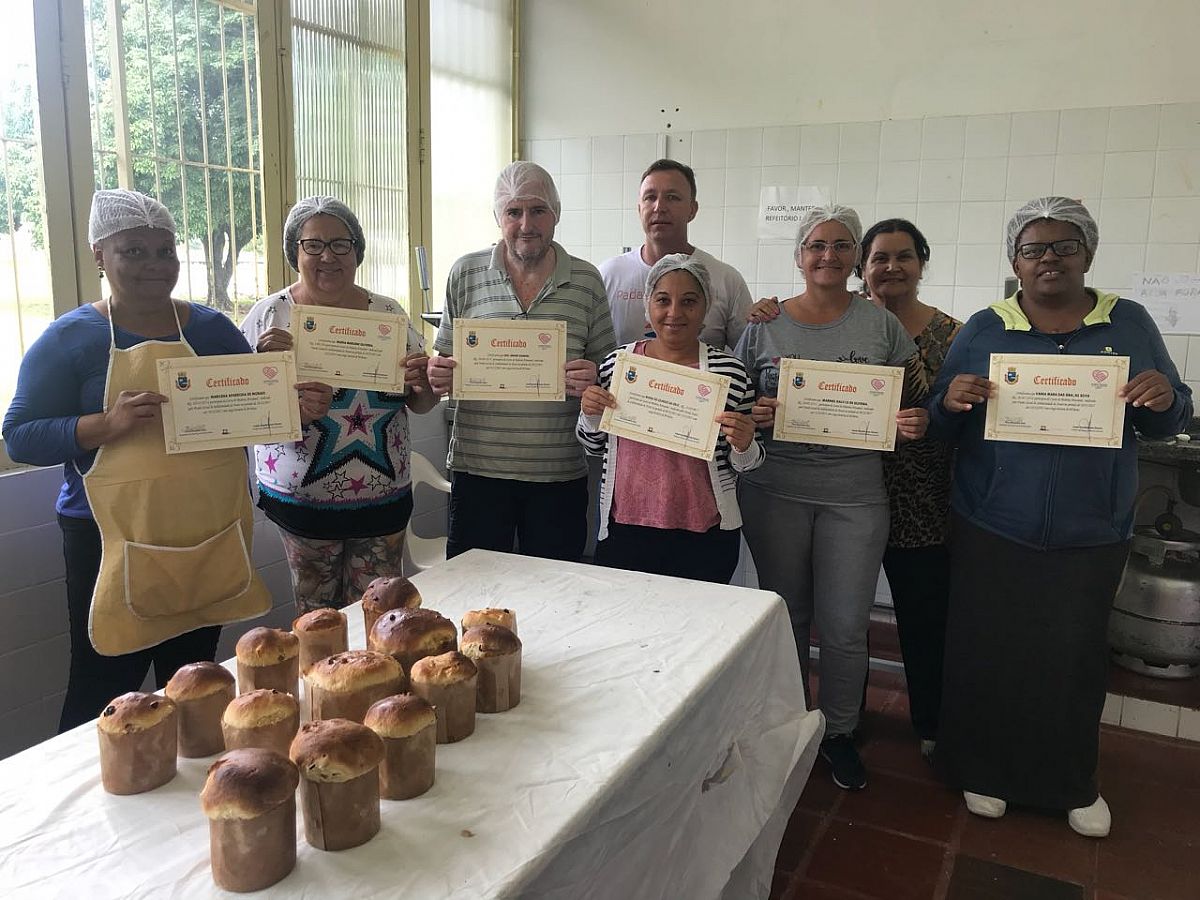 Diplomadas as primeiras turmas do Curso de Padaria Artesanal