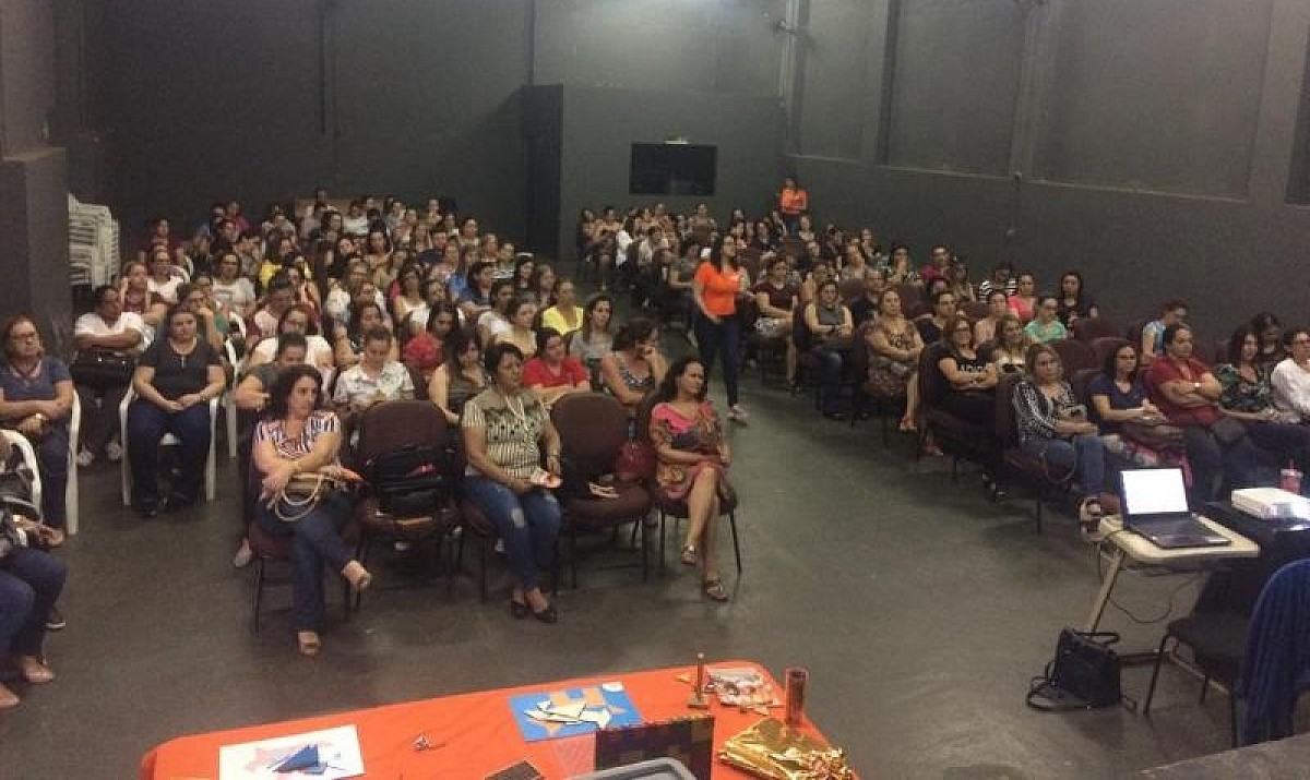 Palestra ressalta importância da criatividade para o aprendizado