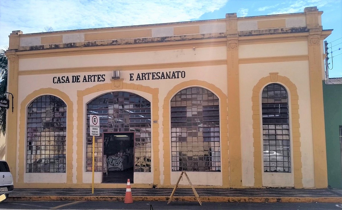 Casa de Artes e Artesanato anuncia retorno dos cursos presenciais