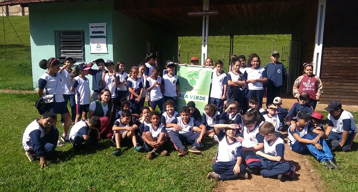 Sala Verde recebe visita de alunos da EMEI Duílio Gambini