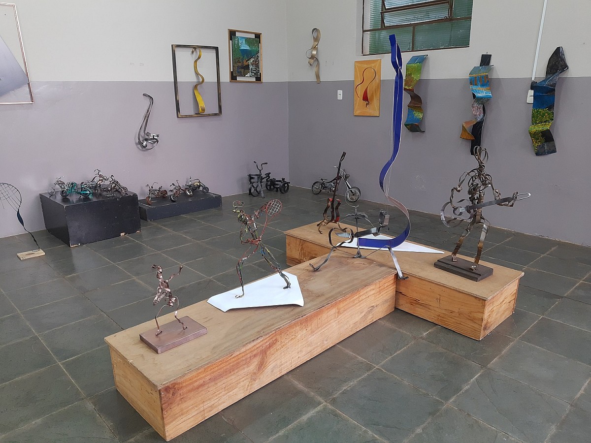 Centro Cultural inaugura exposição do artista plástico Chicão