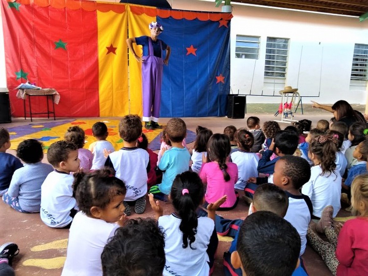 CEI “Dona Bidunga” comemora “Dia do Circo”