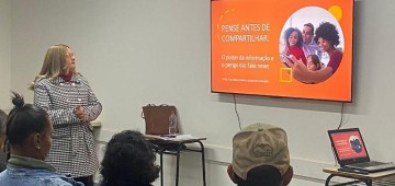 Palestra na Educação de Jovens e Adultos alerta sobre perigos das fake news