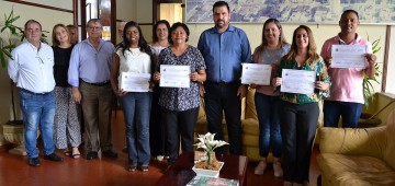 Conselheiros tutelares são diplomados em cerimônia no Paço Municipal