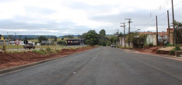 Novo trecho da Rua Milão ganha pavimentação