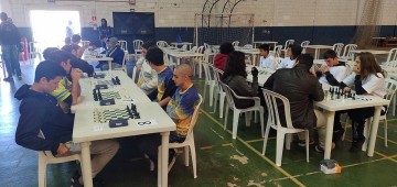 Xadrez de Avaré se gabarita para a fase estadual dos Jogos da Juventude