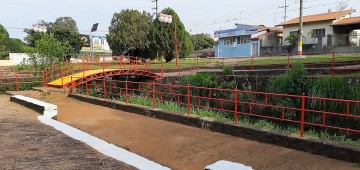 Prefeitura revitaliza pintura da Praça Japonesa