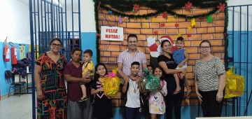 Caminhão Escolar Rosa - Brinquedo Didático com leitura em Braille