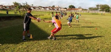 Começaram as aulas de futebol de campo no CSU