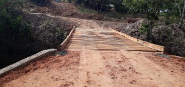 Prefeitura instala pontes de madeira na zona rural de Avaré