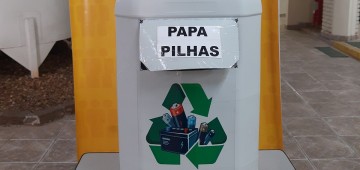 Meio Ambiente instala recipientes para recolher pilhas e baterias usadas