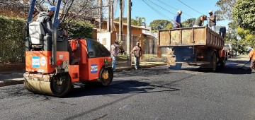 Rua do Jardim Europa recebe recapeamento