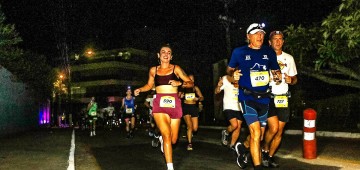 Competidor de Avaré é destaque em corrida noturna de Florianópolis