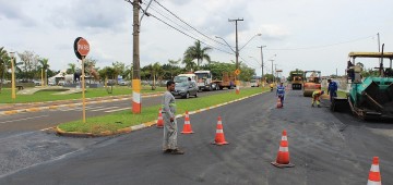 Avenida Nova Avaré ganha recapeamento e duplicação