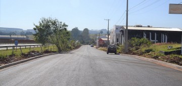 Pavimentação do primeiro trecho da Rua Milão é concluída