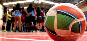 SEME amplia horários de treinamento do futsal feminino