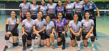 Vôlei feminino de Avaré vence Itaí de virada no Ginásio Kim Negrão