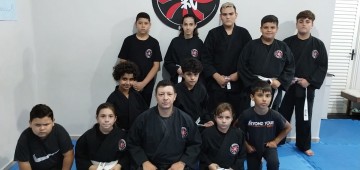 Professor avareense recebe faixa preta de hapkido