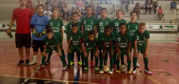 Meninos da SEME sagram-se campeões de futsal na AAA