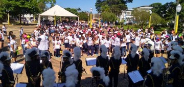 “Caminhanglo” festejou os 50 anos da FREA