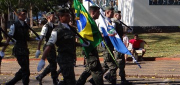 Obra do escultor Fausto Mazzola é o tema do Desfile Festivo